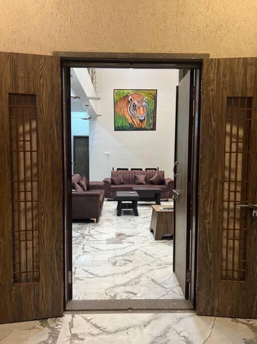 Gk Beach House 5Bhk Pvt Pool Villa Mumbai Eksteriør bilde